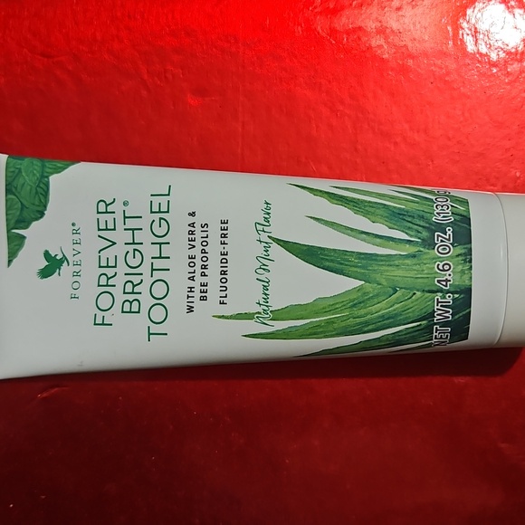 Toothpaste - Picture 2 of 4